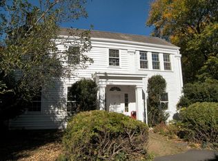 61 Center St, Clinton, NJ 08809