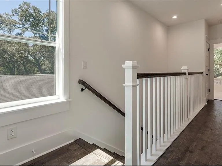 5813 N 18th St — Photo 32