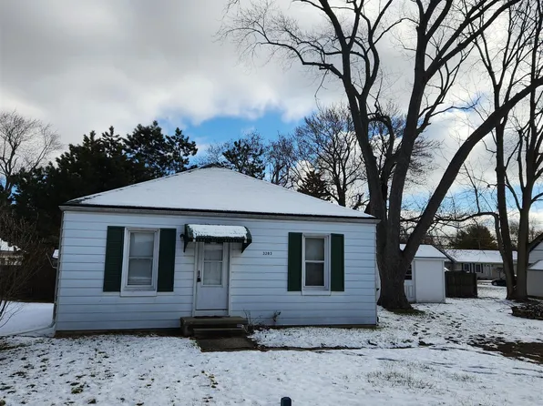 3283 Lakeview Ave, Monroe, MI 48162