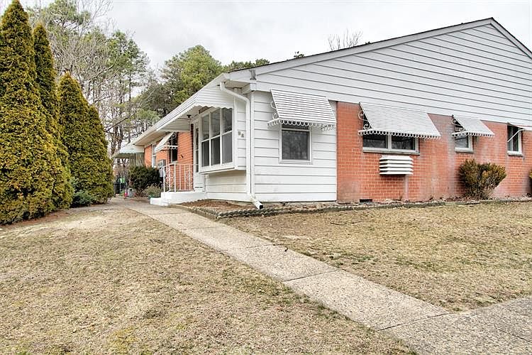 1st image of 9A Lafayette Dr