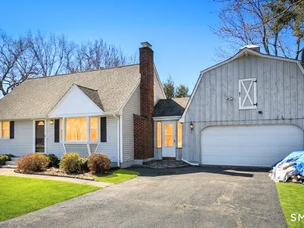 26 Washburn Drive, Plainville, CT 06062