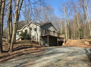 1706 Harbor Ct, Stroudsburg, PA 18360