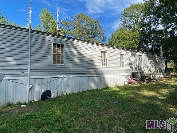 2nd image of 3240 Lillian Dr