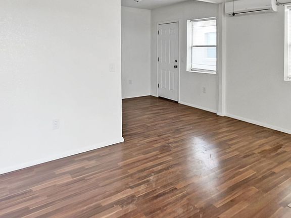 2nd image of 506 W Tansill St #A