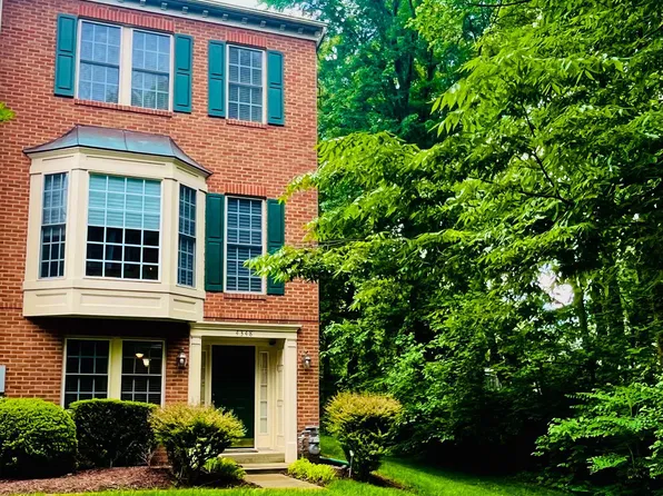 4348 Thomas Brigade Ln, Fairfax, VA 22033
