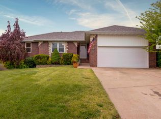 1913 N 23rd St, Ozark, MO 65721