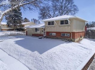 1407 Server Dr, Colorado Springs, CO 80910