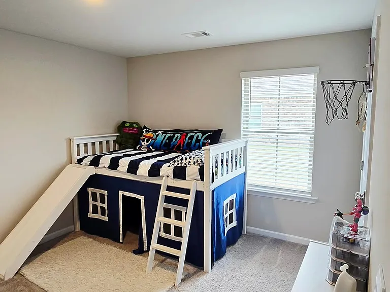 112 Kohn Dr — Photo 21