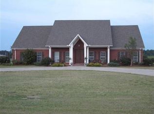 41 Earl Ave, Cleveland, MS 38732