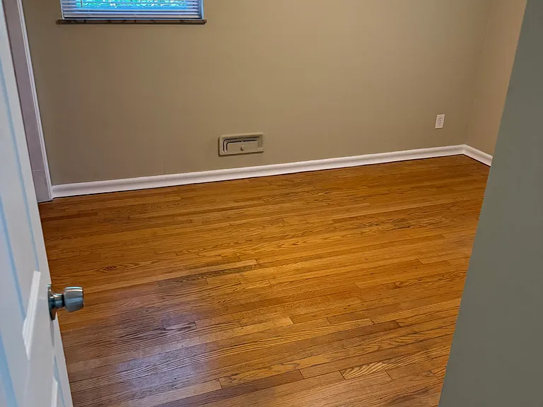 5400 Saint Gabriel Ln — Photo 13