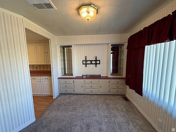 5th image of 4583 S Monte Vista Dr