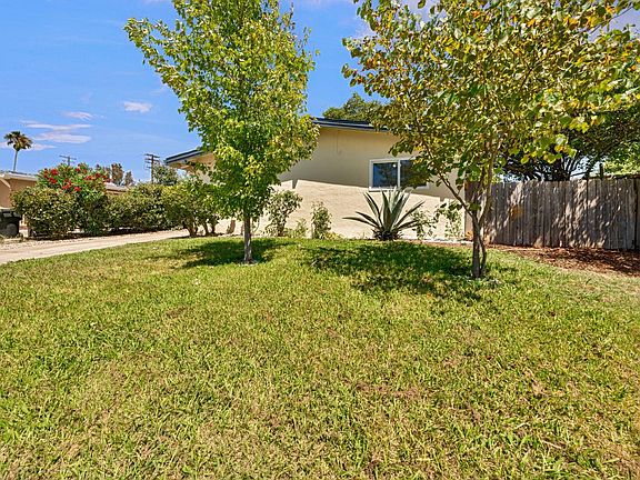 3rd image of 6624 Thomas Dr