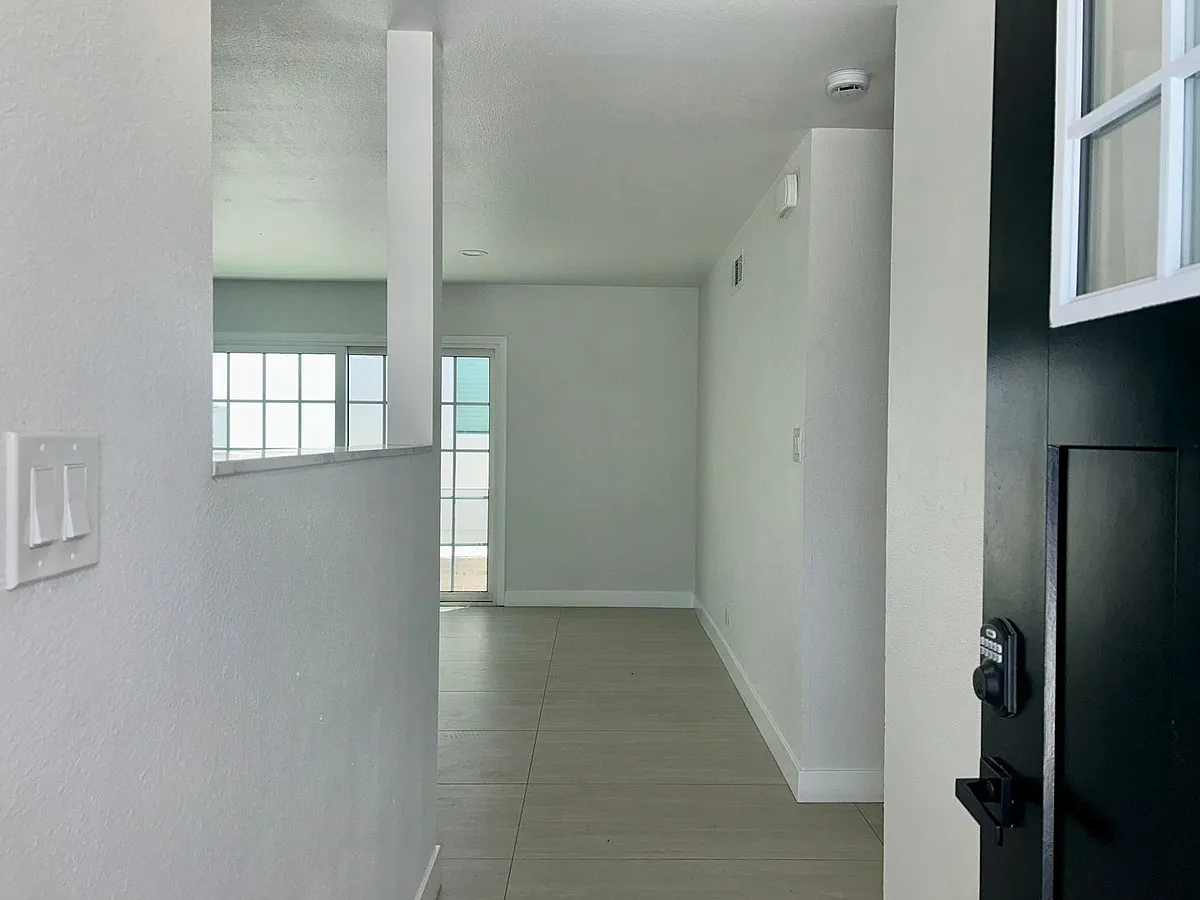 Building Photo - 12611A Sungrove Cir