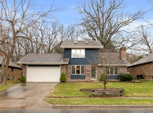 912 S Sparks Ave, Springfield, MO 65802