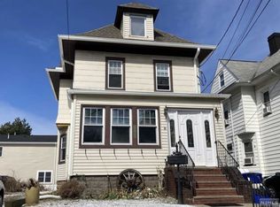 197 Everett Pl FLOOR 1, East Rutherford, NJ 07073