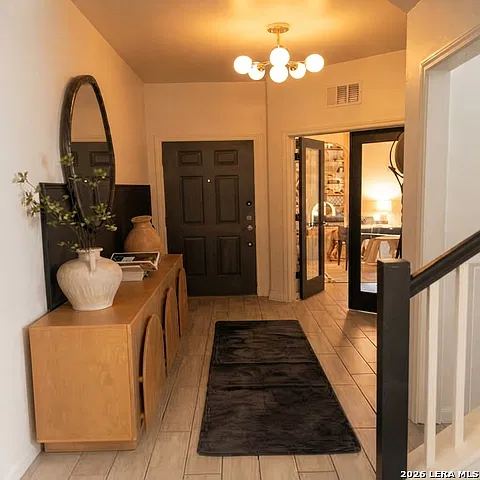 3 bed, 2.5 bath, 2265 sqft, $2,700 — Photo 4