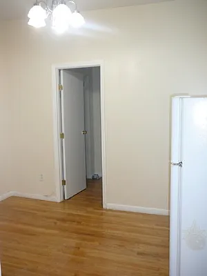 Rented by Kings Court Real Estate | media 76