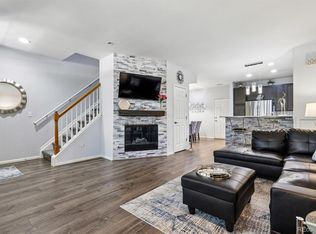 8304 Stonybridge Cir, Highlands Ranch, CO 80126
