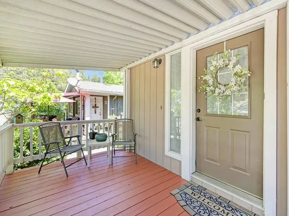 13948 Golden Star Rd, Grass Valley, CA 95949