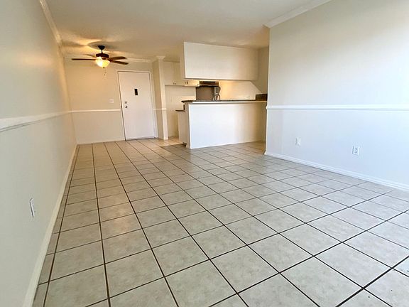 2nd image of 5585 E Pch Unit 108