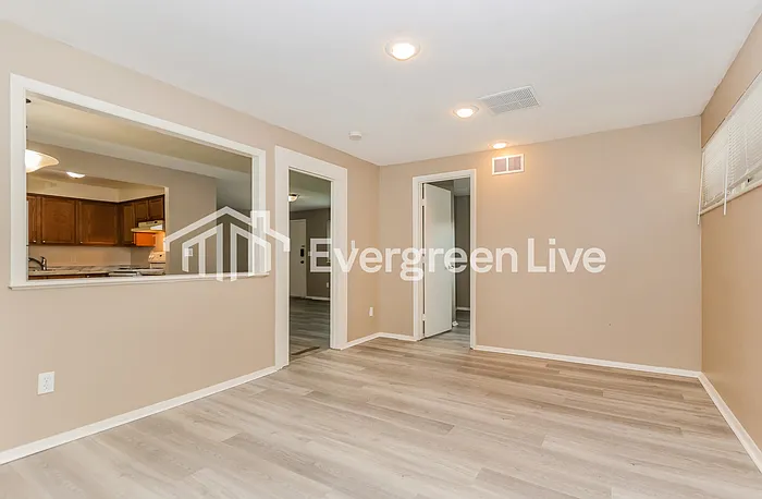 5512 Shady Oak St — Photo 7