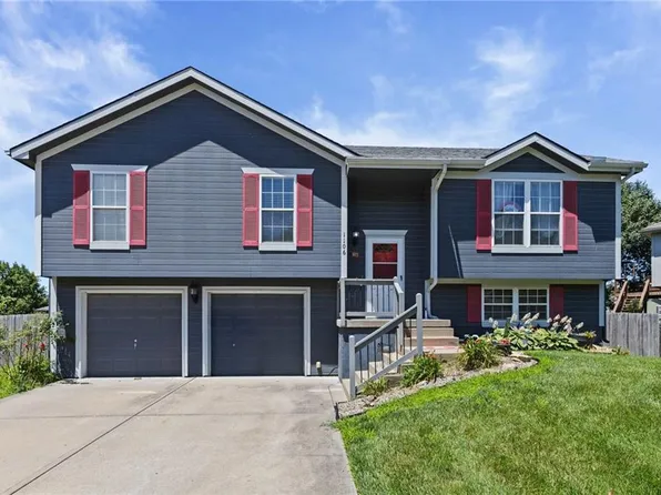 1106 S Scott Ave, Belton, MO 64012