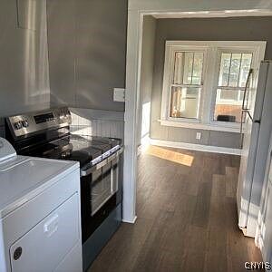 2nd image of 199 Leonard Ave
