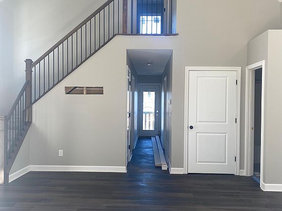 2 story living room/kitchen