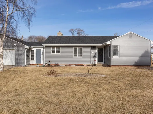 1344 Butler St, Blair, NE 68008