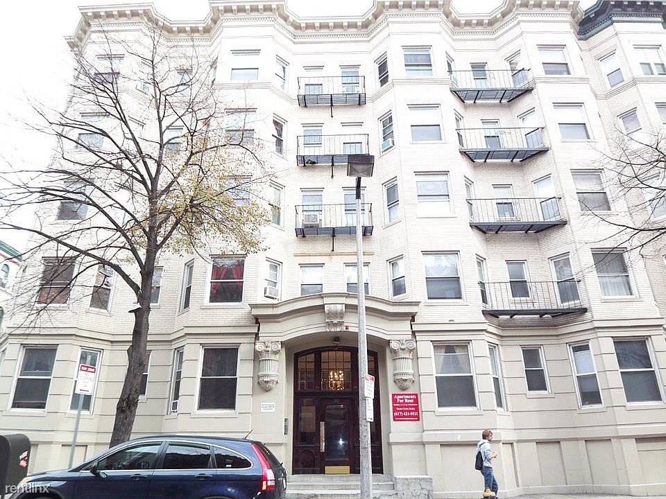 20 Hemenway Exterior (4)
