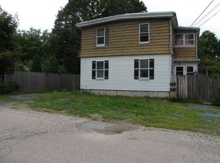 31 Lane St, Middleboro, MA 02346