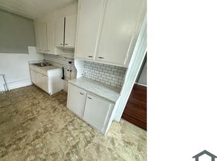 320 Front St #2L, Chicopee, MA 01013