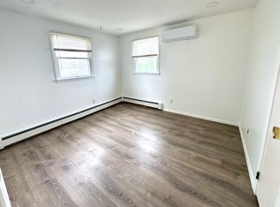 (Undisclosed Address), Hicksville, NY 11801