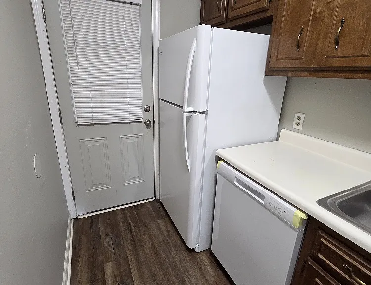 230.5 Lanier Dr #200 — Photo 6
