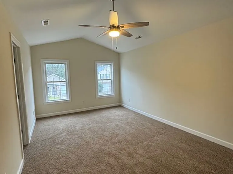 150 Raye Dr — Photo 20