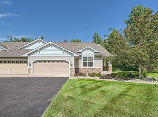 17228 Tilia Rdg, Eden Prairie, MN 55347