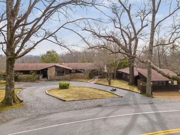 2204 Fairmount Pike, Signal Mountain, TN 37377