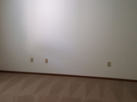 5th image of 334 Amherst Bnd
