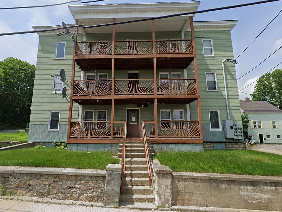 1st image of 95 Maine Ave #3A