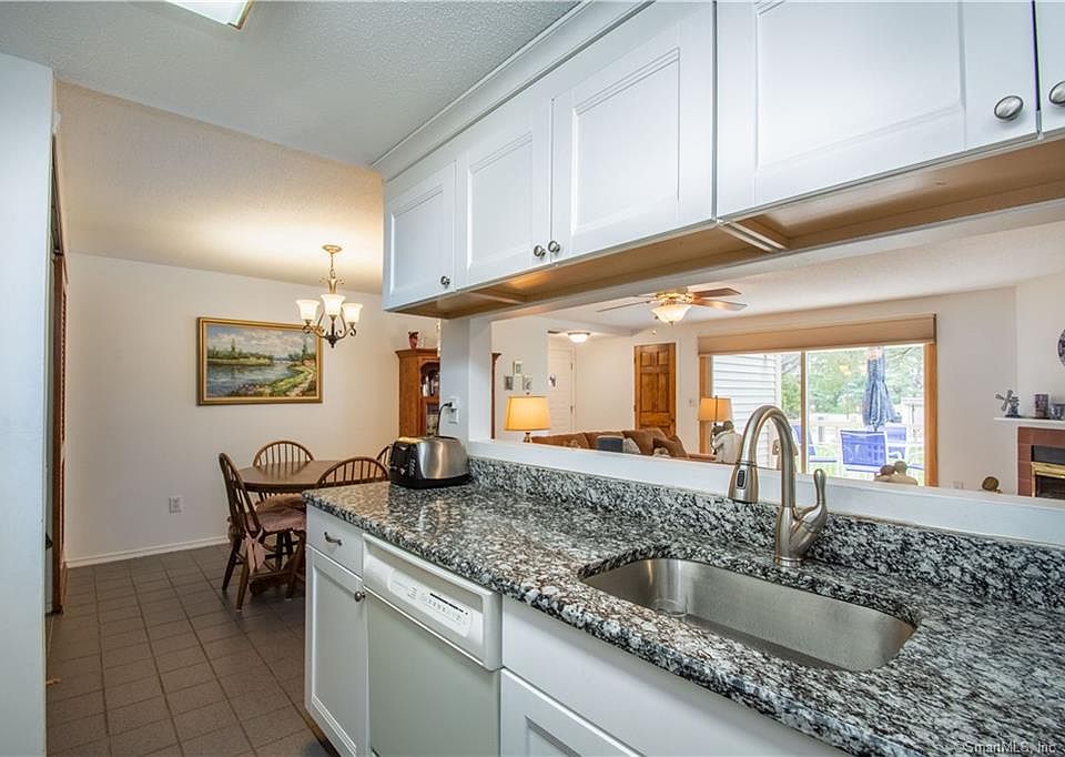 1st image of 83 Little Oak Ln Unit 83