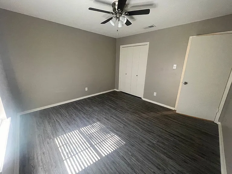 1321 Carnegie Dr — Photo 12