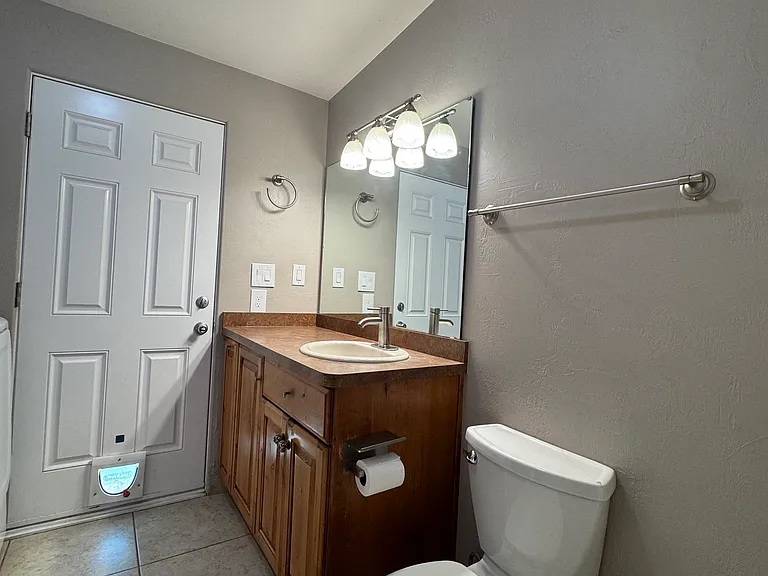 1515 N 1880 W — Photo 14