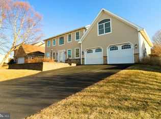 110 Sunday Dr, State College, PA 16801