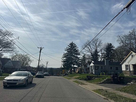 4th image of 2515 Saint Albans Ave