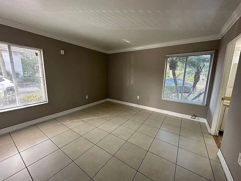 1830 Maravilla Ave #704 — Photo 8