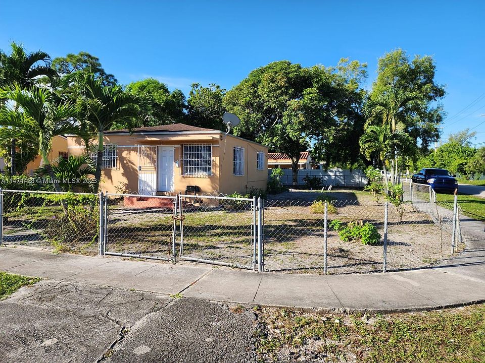 816 Codadad St, Opa Locka, FL 33054 Zillow
