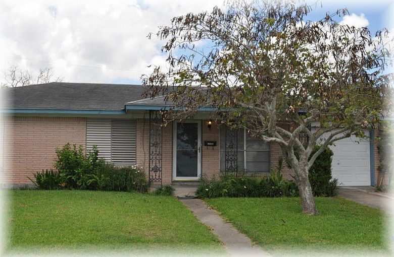 1st image of 4933 Holmes Dr