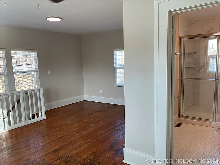 1345 E 6th St — Photo 17