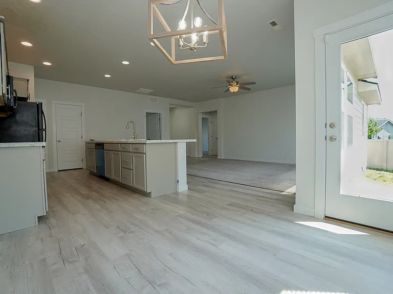 5965 S Nordean Ave — Photo 9