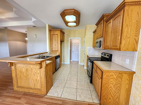 5th image of 3052 Resaca Vista Dr